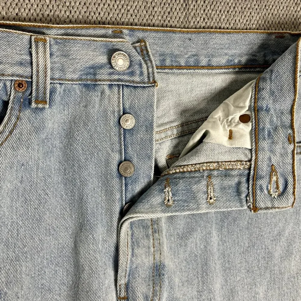Vtg Levi's 501XX Jeans Men's 32X34 Light Wash Fade USA Made Button Fly‎ 95